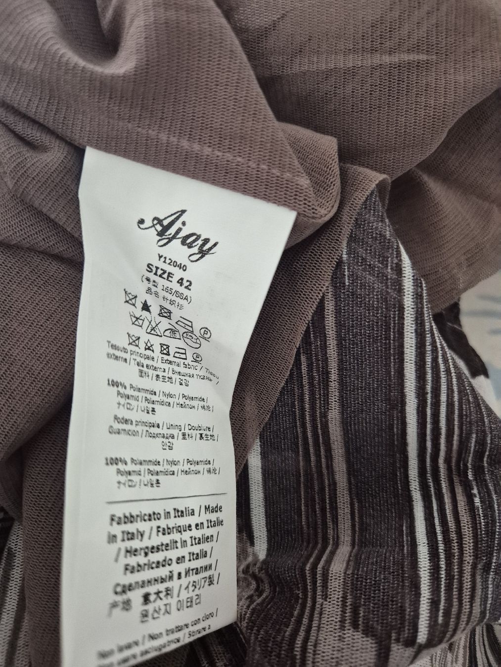 Tops: Trendiger Damentop, Grösse 42 – Neu (gemäss Beschreibung) aus Zürich von Sami78 2