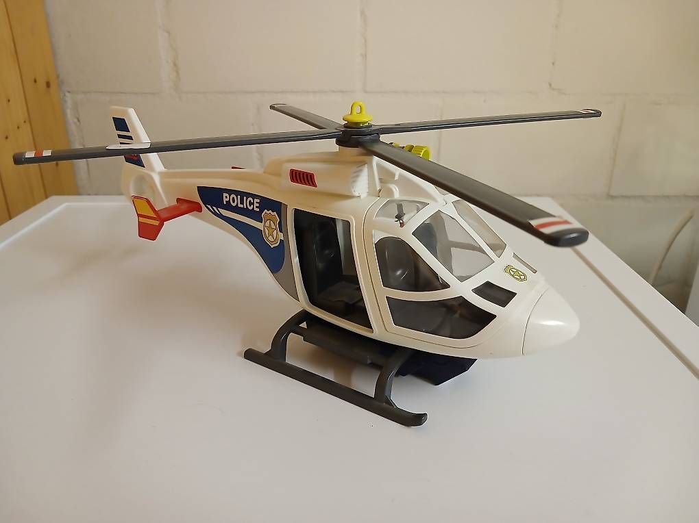 Spielzeuge: Polizeihubschrauber – Gebraucht aus Oberwil b. Büren von asky0815
