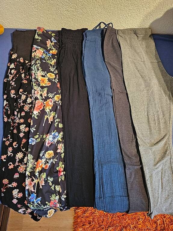 Pantaloni: Luftig leichte Umstandshosen – Usato da Niederhelfenschwil venduto da Marti__