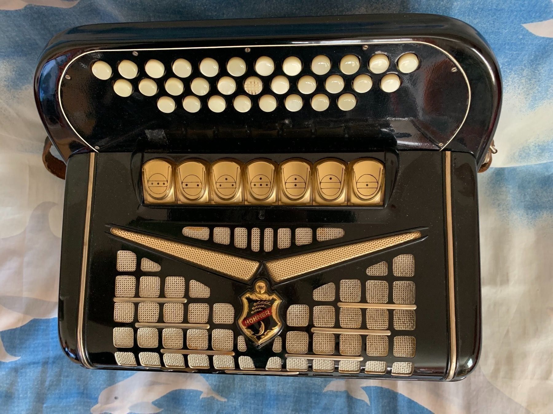 Hohner Strumenti musicali: Diatonisch Akkordeon – Usato da Zürich venduto da Olimpied 6