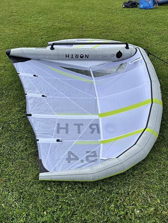 Surfboards & Schwimmbrette: North Mode Ultra 5.4m 2025 – Gebraucht aus Davos Platz von Gstarr21 2