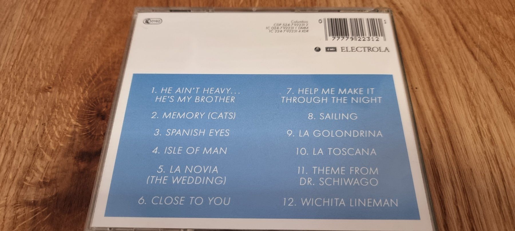 CDs: CD: Ady Zehnpfennig - Träume – Gebraucht aus Lachen SZ von allesweg78 1