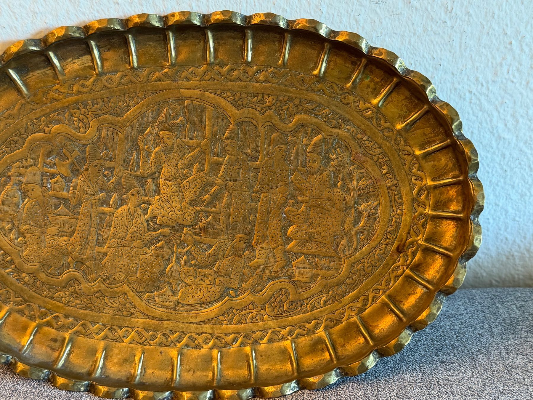 Dipinti: Antike Messing Tablett Oval Gravierte Verzierte Überbackene – Usato da Basel venduto da PAUL_ART 2