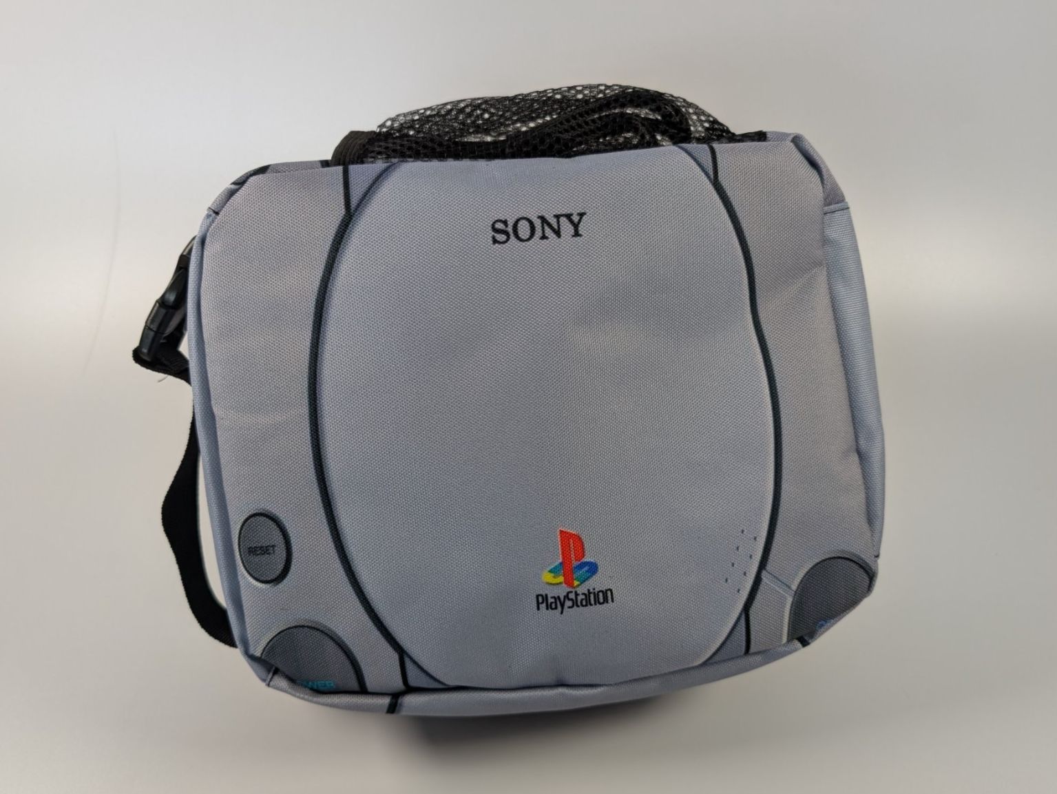 Sony Console: Playstation 1 mit Tasche, Spiel und Controller im Set - PS1 – Usato da Ostermundigen venduto da TradeLab 1