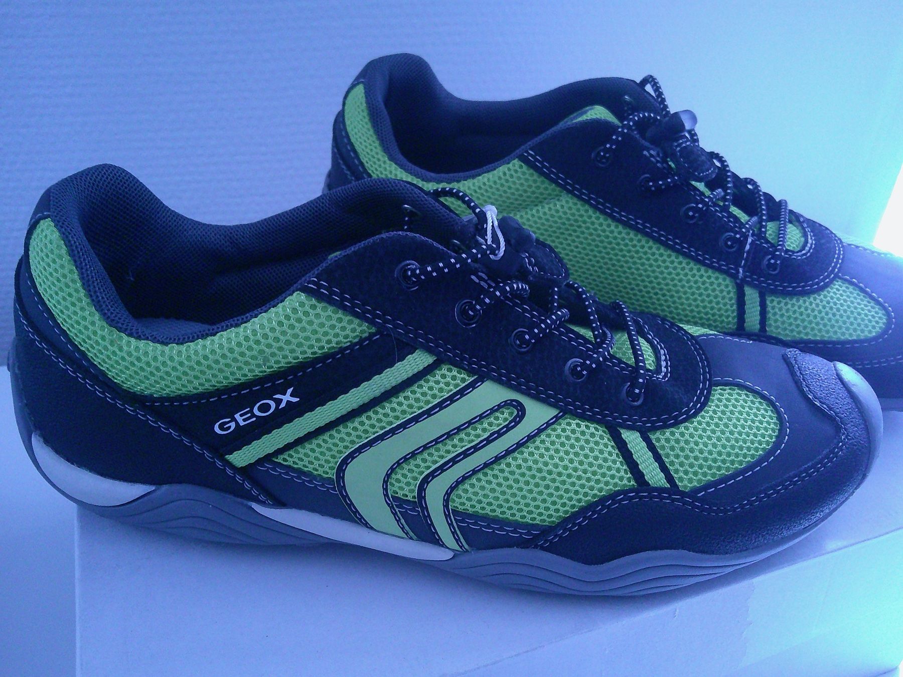 Geox Scarpe da donna: Geox Sneakers Gr. 39 – Nuovo (secondo la descrizione) da Duggingen venduto da NostalgieTrend 2