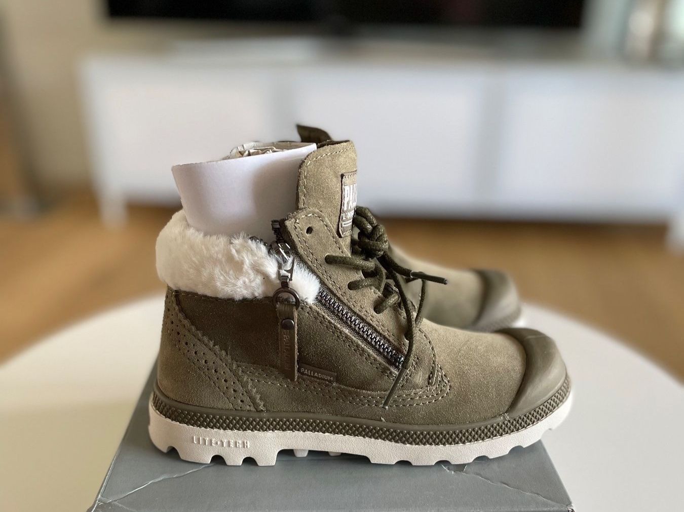 Palladium Scarpe da uomo: NEU! Palladium Boots Gr.30 echtes Leder – Nuovo e nell'imballaggio originale da Felben-Wellhausen venduto da begean