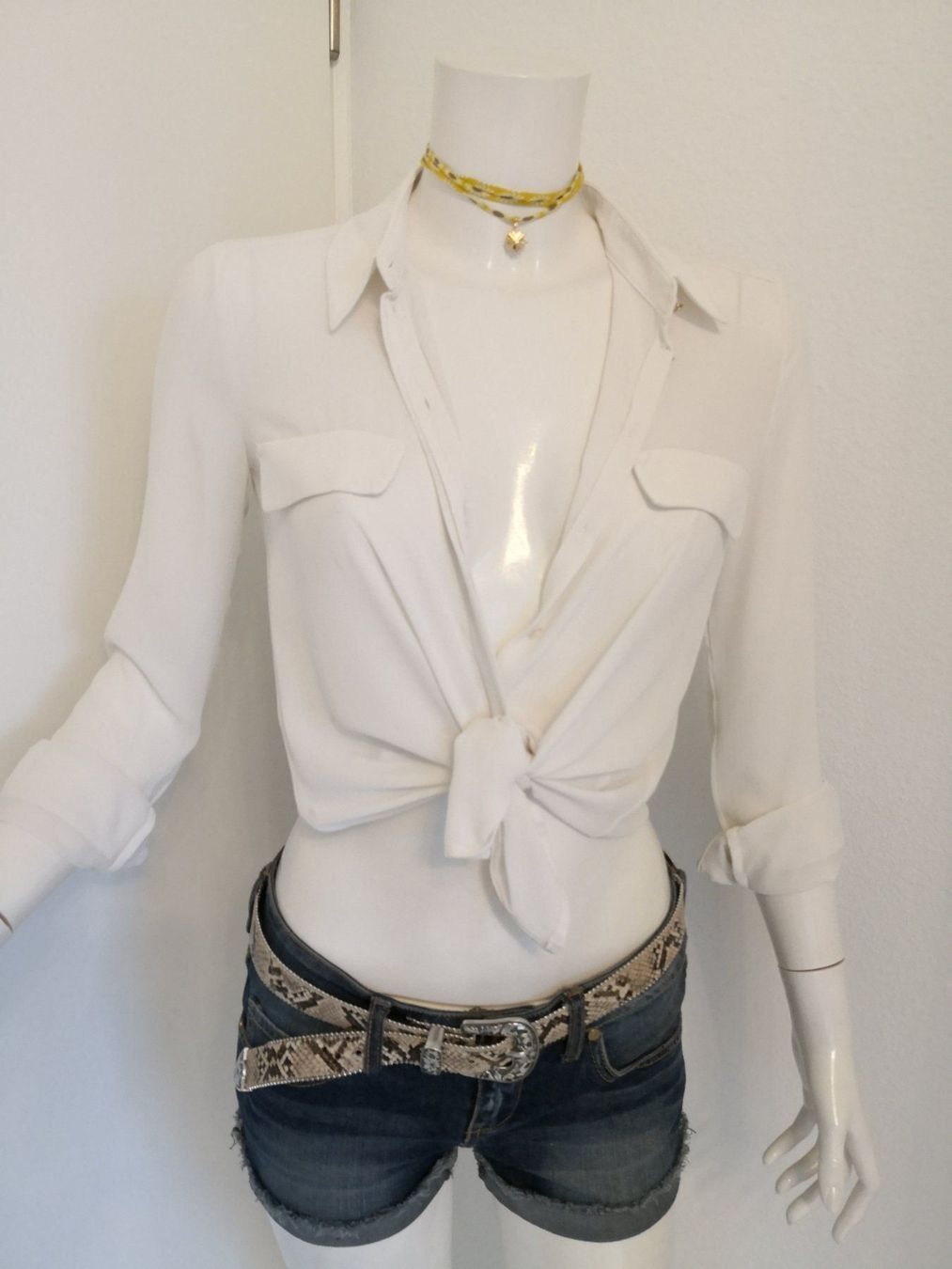 Mango Camicette: 🤩MANGO BLUSE ECRU NEU & D&G P. – Nuovo (secondo la descrizione) da Olten venduto da Naja-Twins-Twins 8