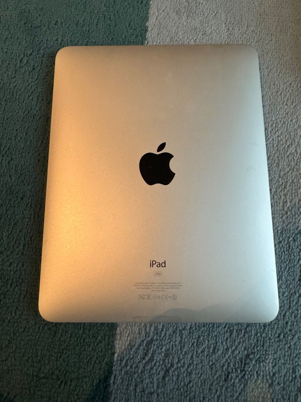 Apple Tablet PC: iPad 1 Generation – Defekt aus Adliswil von Busys 1