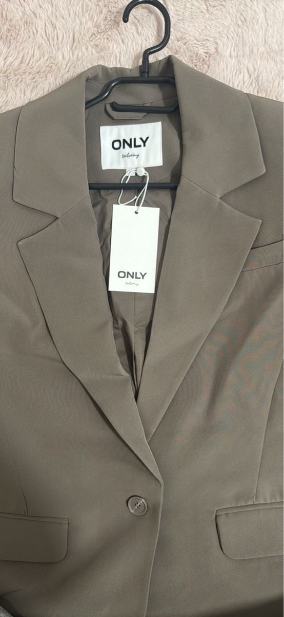 Only Giacche: Eleganter neuer Blazer von ONLY – Nuovo e nell'imballaggio originale da Benglen venduto da Shamily 1