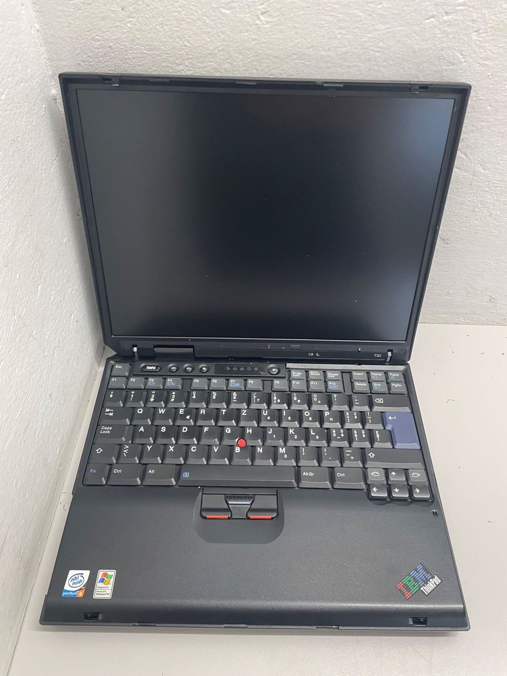 IBM Notebook: IBM Thinkpad T30 – Difettoso da Niederdorf venduto da LeptonAG 1