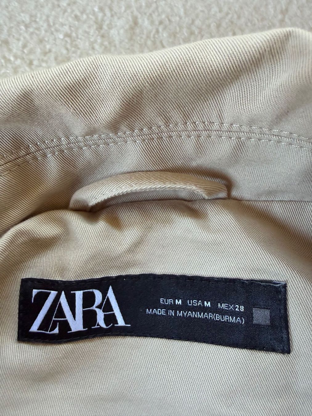 Zara Giacche: kurzer Trenchcoat – Nuovo (secondo la descrizione) da Zürich venduto da ele_c8mx 2