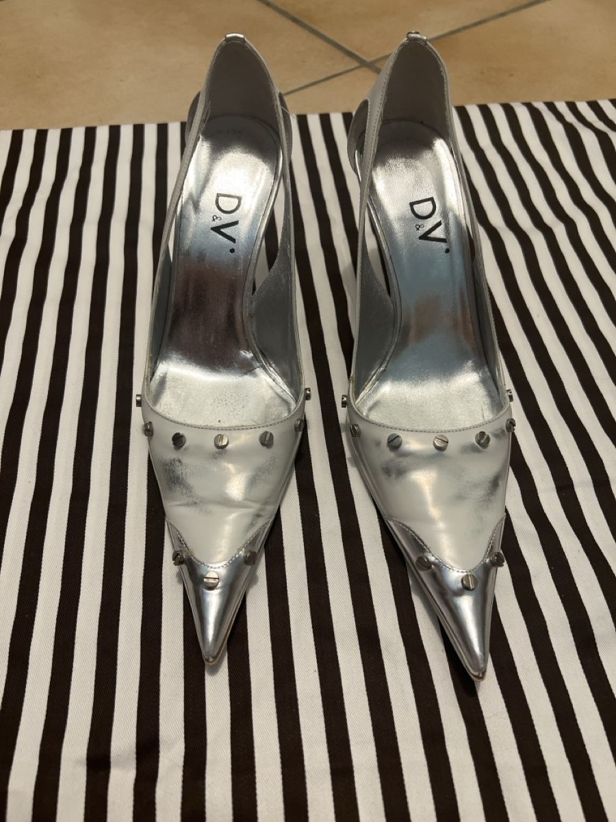 Scarpe da donna: Escarpins D&V Argent Taille 38 femmes – Usato da Arvillard (Salins) venduto da mental0mystique