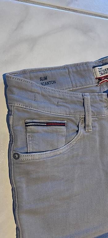 Jeans: Jeans Slim Tommy Hilfiger Gr. 30/34 – Usato da Sarnen venduto da Sejosa15 3