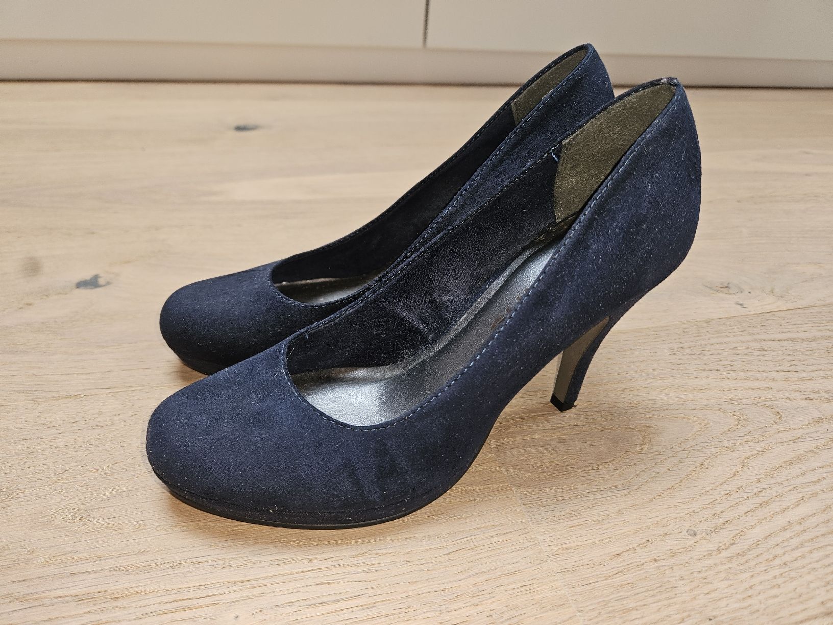 Scarpe da donna: Tamaris blue heels, size 38 – Usato da Appenzell venduto da Thename___