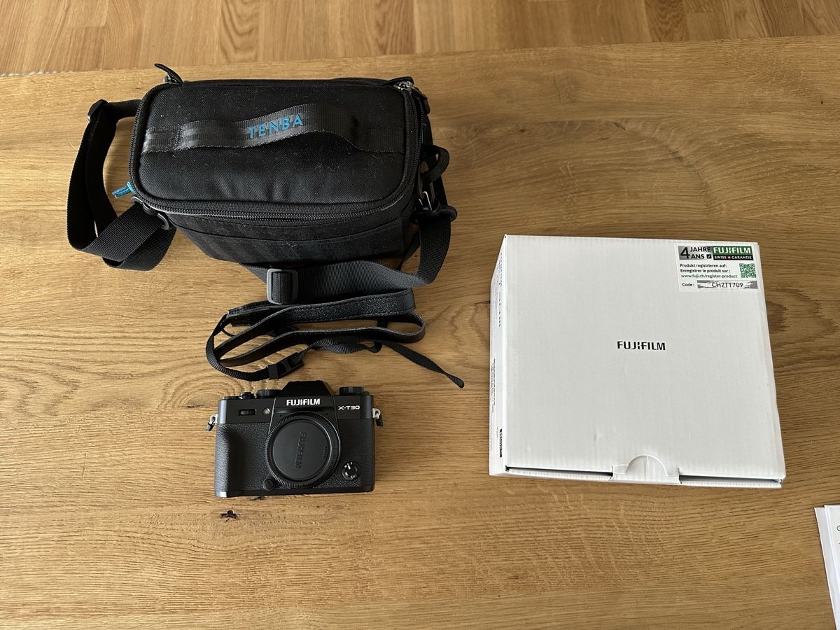 Fujifilm Fotocamera: Fujifilm X-T30III – Usato da Rotkreuz venduto da A-Vic