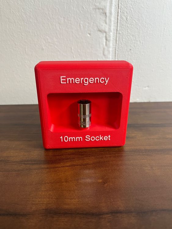 Emergency 10mm Socket Feuermelder