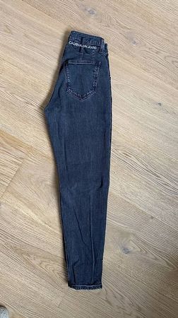 Calvin Klein Mom Jeans High Waist