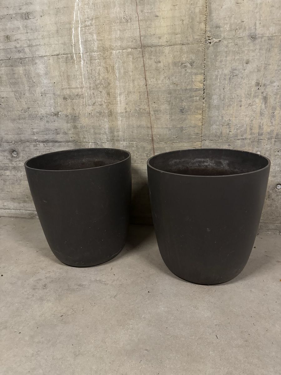 Eternit Vasi per fiori: Eternit Kyoto Blumentöpfe 90 l – Usato da Küttigen venduto da nomad_