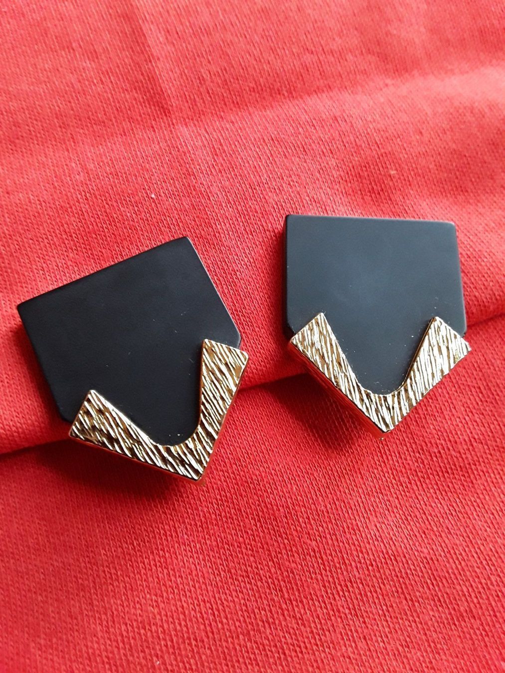 Ohrringe & -stecker: Vintage Ohrclips 80er Jahre – Gebraucht aus Zürich von sanwit