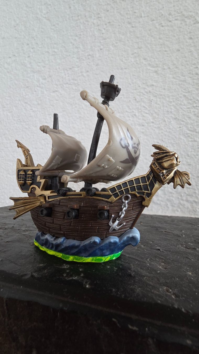 Statuette: 32 Skylanders Figuren + Portal – Usato da Rorschach venduto da Martinmerg 2