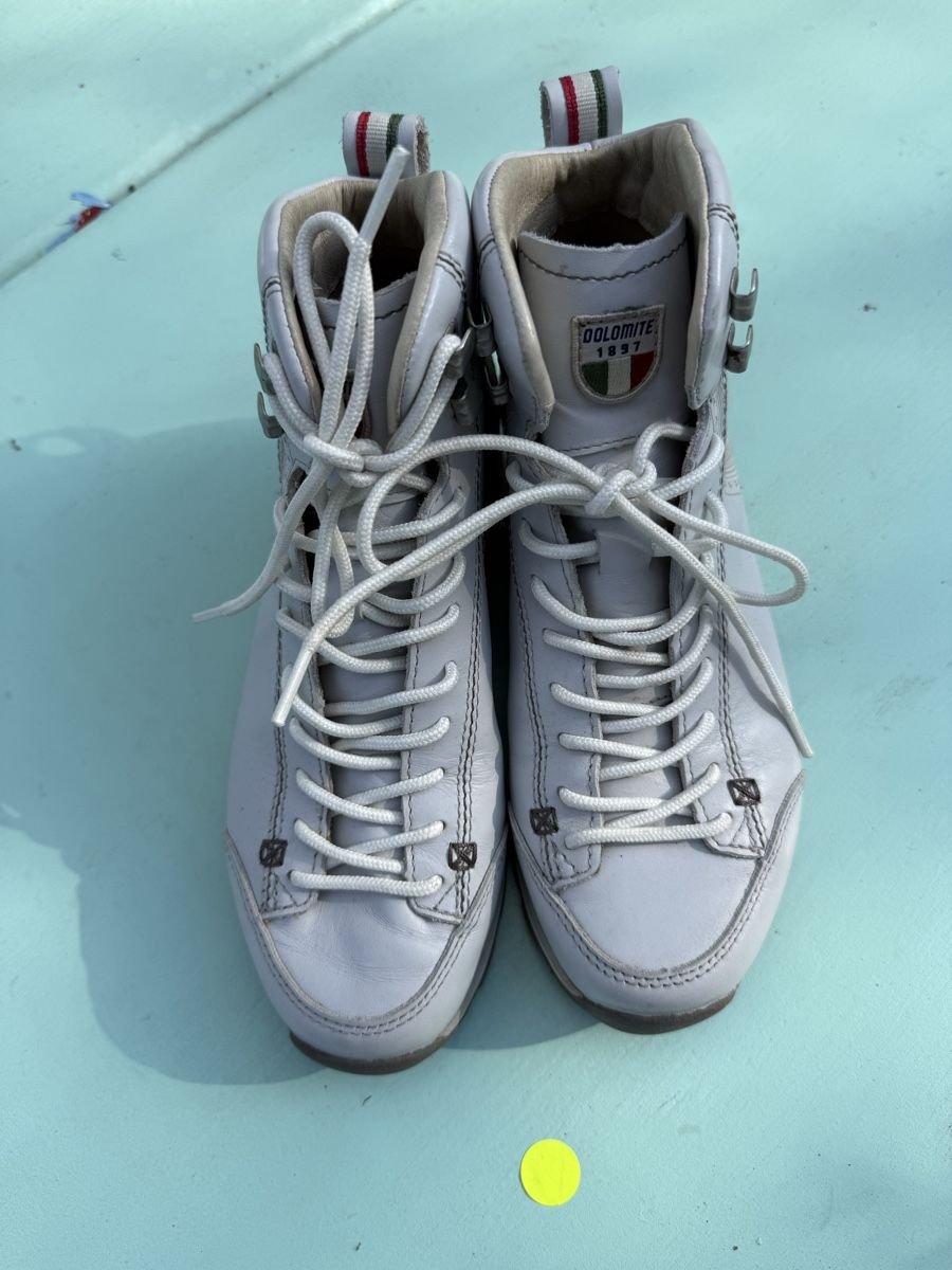 Dolomite Damenschuhe: Dolomite Karakorum Damen Wanderschuhe Weiss Grösse 39 – Gebraucht aus Maur von Marie.5