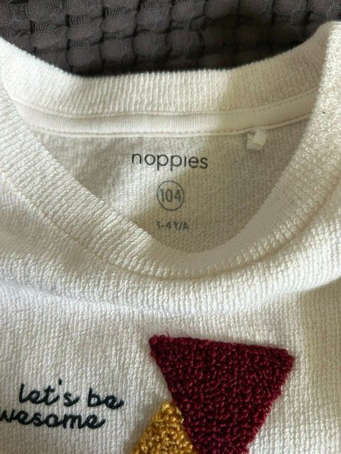 Maglioni & Felpe: Pullover, Marke Noppies, Grösse 104, Neu – Nuovo (secondo la descrizione) da Kloten venduto da Monkell 2