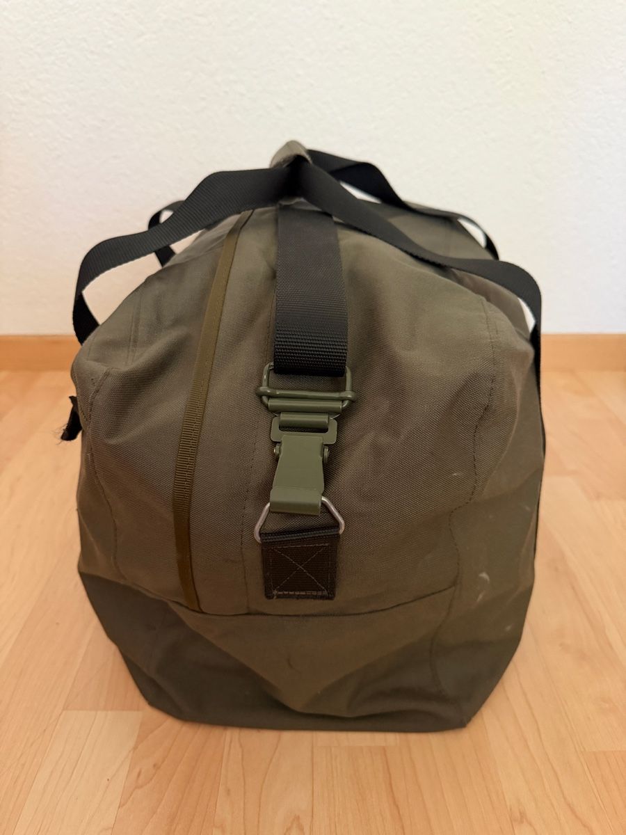 Schweizer Armee Borse: F-Tasche Armee – Usato da Schliern b. Köniz venduto da Lt.Caine 1
