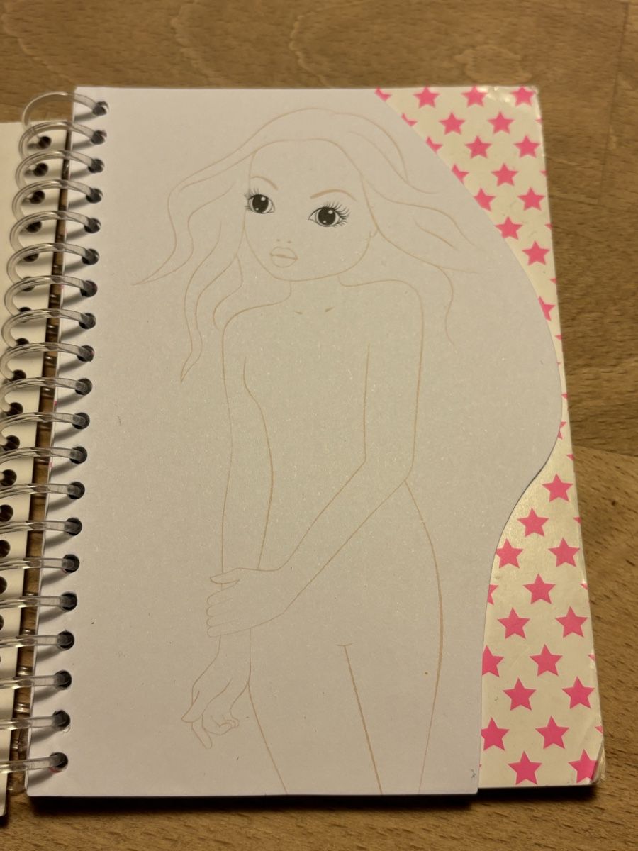Blocchi: Notitzbuch/Malbuch Topmodel – Usato da Nürensdorf venduto da ali_qyh6 1