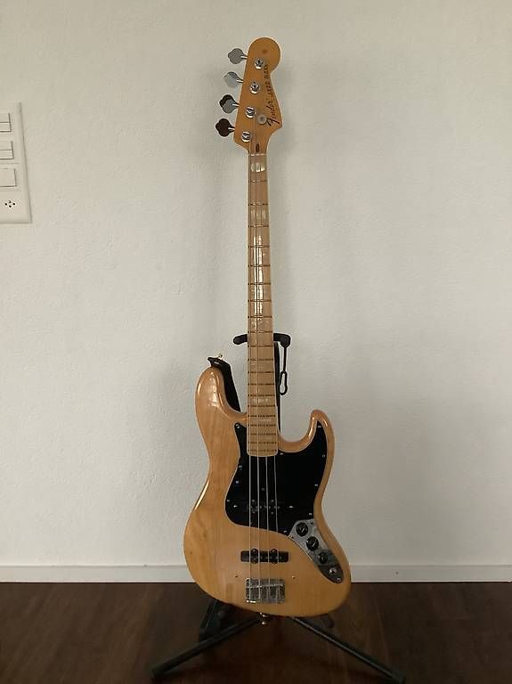 Fender Strumenti musicali: FENDER American 74 reissue Jazz Bass – Usato da Adliswil venduto da Mili1414