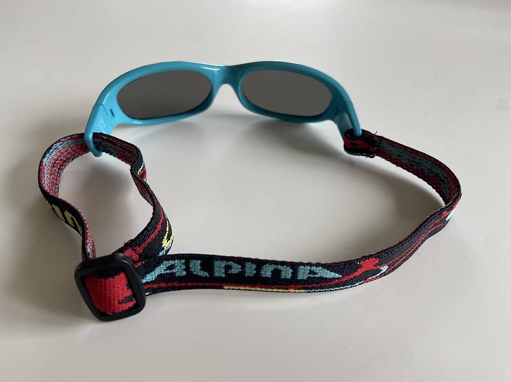 Occhiali & Lenti: Alpina Kindersonnenbrille – Usato da Solothurn venduto da BaSiMa2017 2