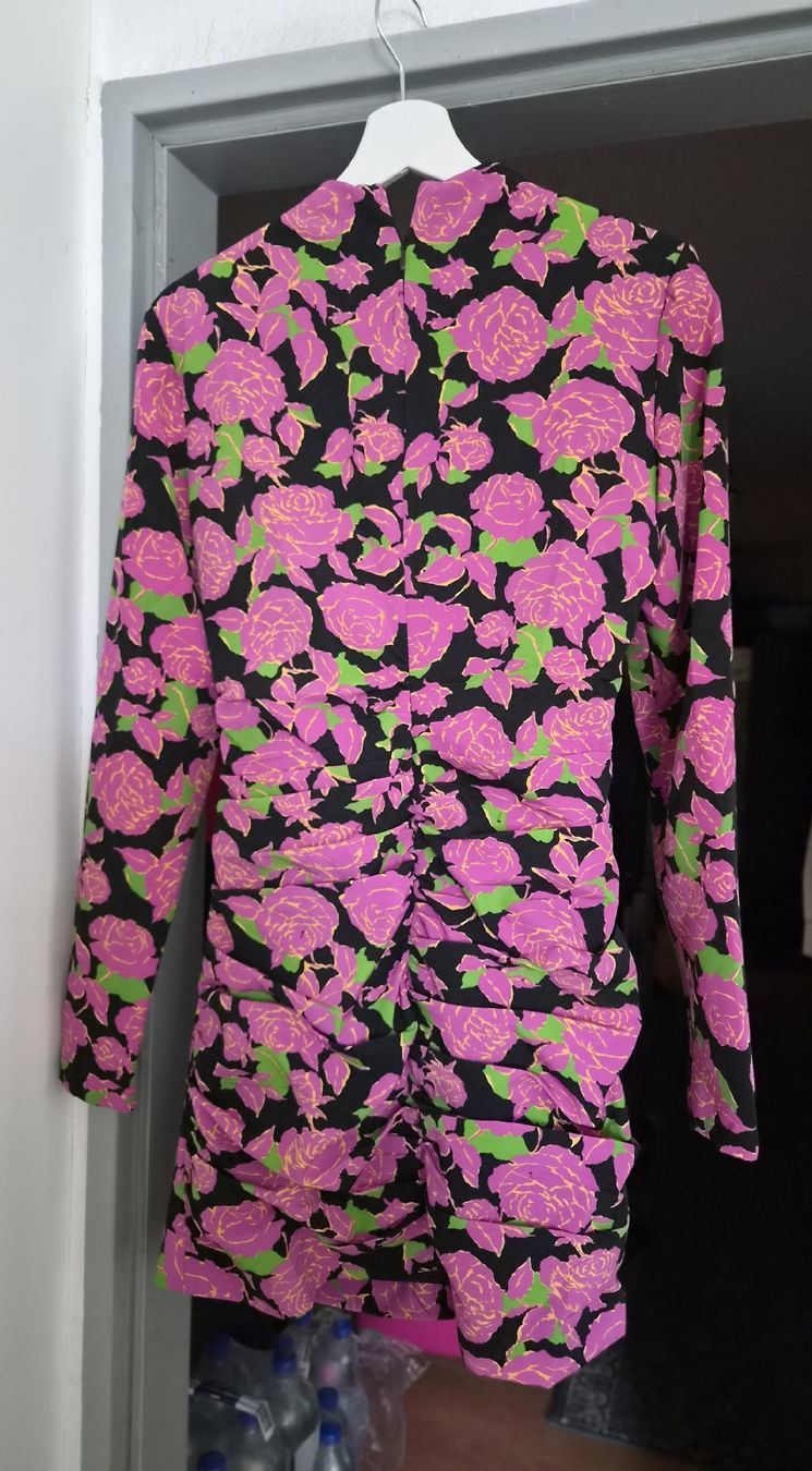 Zara Vestiti: Zara blumiges Kleid Gr. M – Usato da Frenkendorf venduto da Moon111 2
