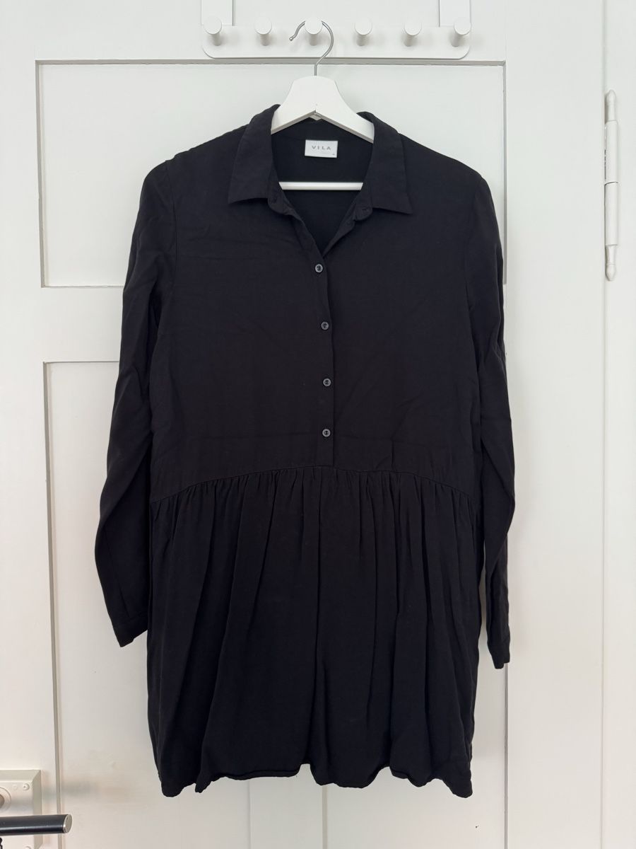 Vila Kleider: Damen Hemdkleid schwarz – Gebraucht aus St. Gallen von BiancaL11