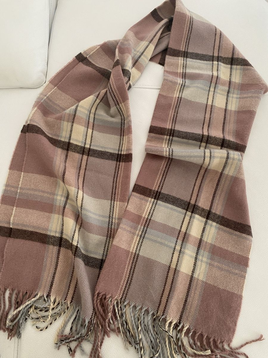 Foulard & Sciarpe: Grosse Wolle Schal 🌸 – Usato da Opfikon venduto da Luis144