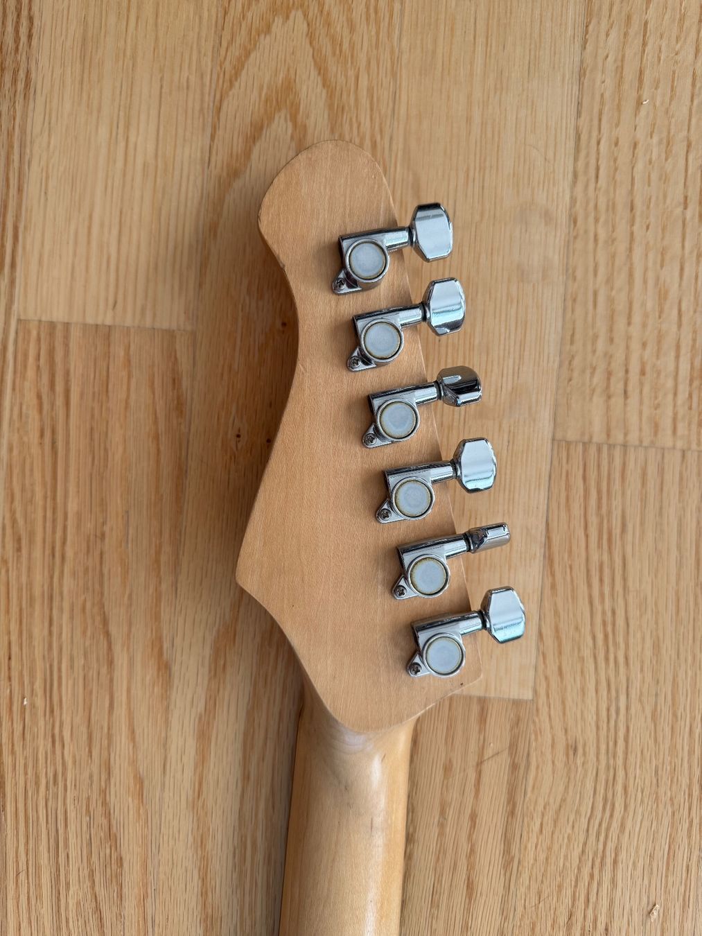 Aria Strumenti musicali: Aria Pro II STG mit Fender Custom 54 Pickups – Usato da Windisch venduto da Robinkae 4