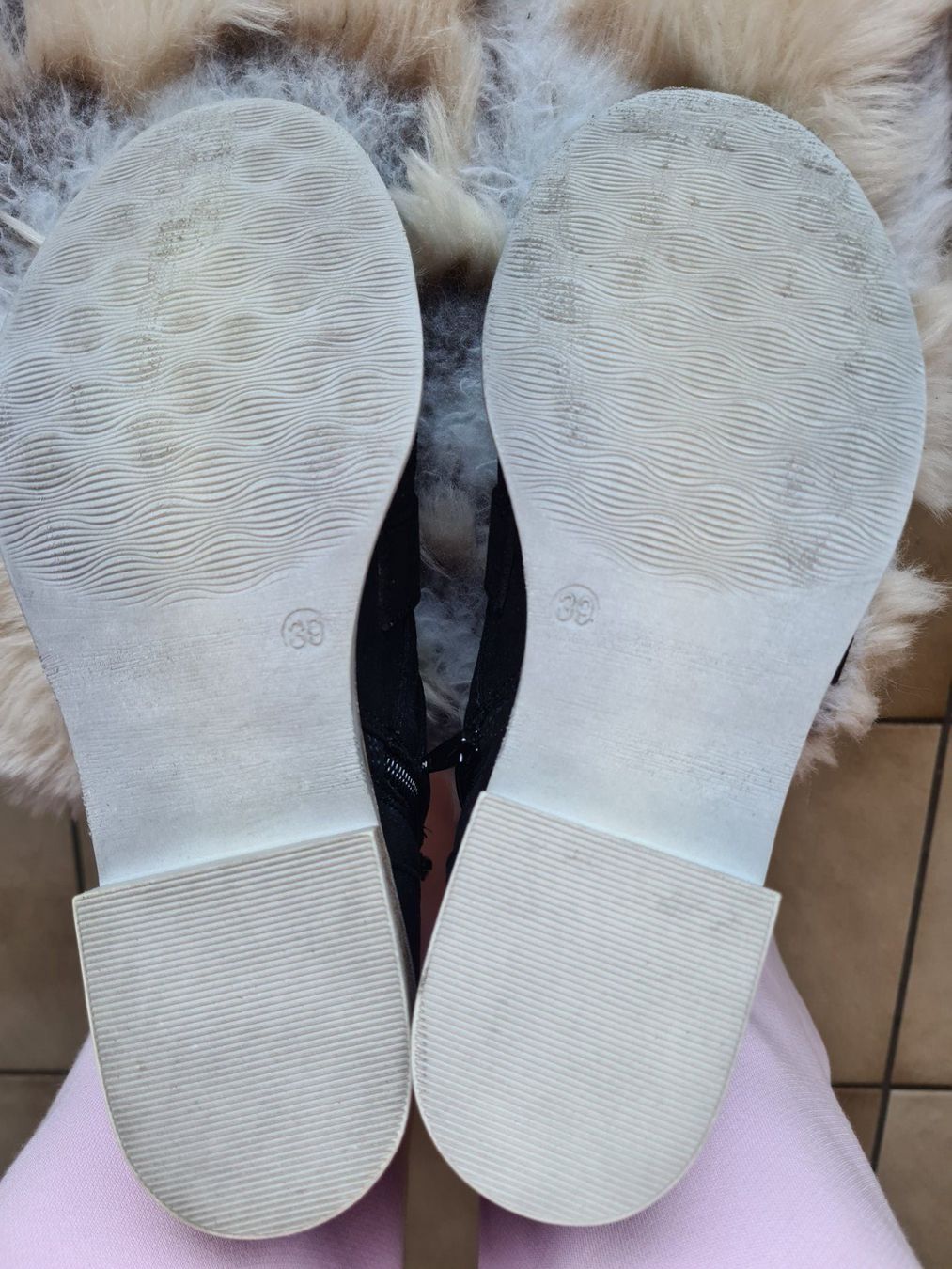 Scarpe da donna: Bottines noires avec strass, pointure 39 – Nuovo (secondo la descrizione) da le landeron venduto da canette 7