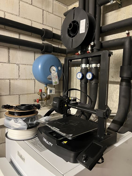 Creality Imprimante 3D: Creality Ender 3 V3 SE + PLA/TPU – Komplett, kaum genutzt – D'occasion à Dänikon ZH par RAFIMIKI 1