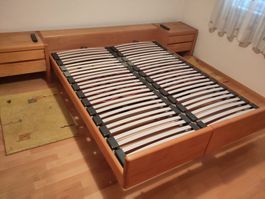 Doppelbett Holz mit verstellbarem Lattenrost gebraucht
