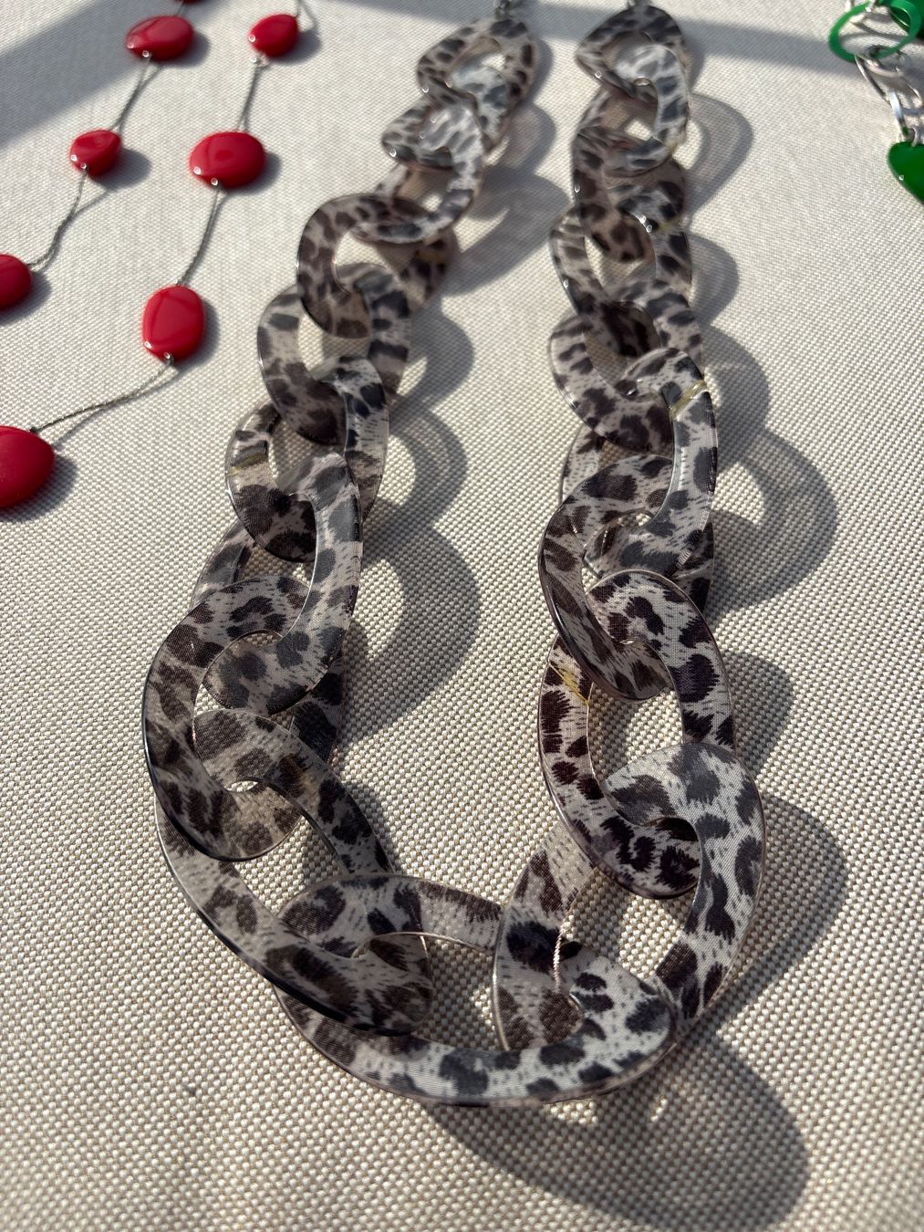 Catenine: 3 Ketten Modeschmuck – Usato da Solothurn venduto da See203 1