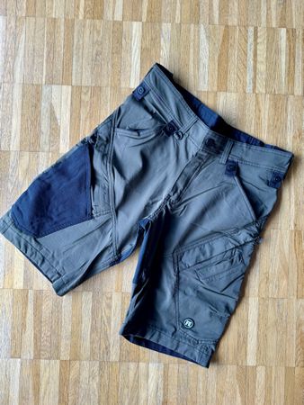 Short travail Engel 42