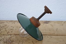 AnNo2b Alte Emaille Lampe/Hof Lampe/ Bauernhof/Emaile Schirm
