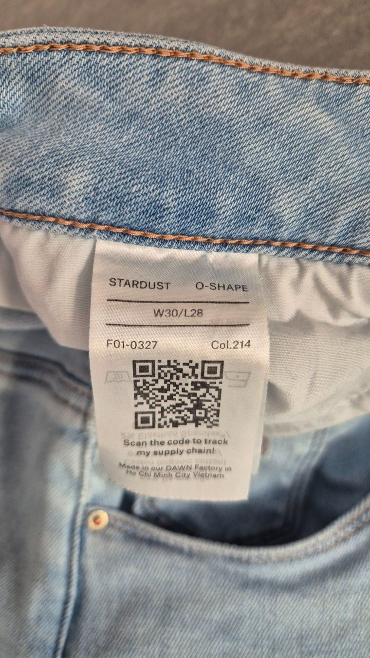 Jeans: Jeans DAWN Stardust O-Shape, Gr. 30/28, hellblau – Usato da Wädenswil venduto da frandzrh 2