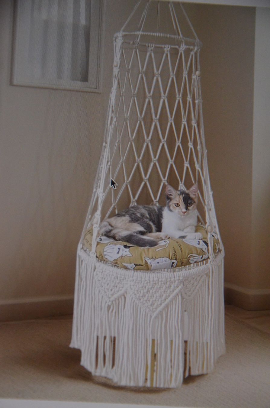 Niches, paniers: KATZEN BETT NEU – Neuf avec emballage d'origine à Chiasso par Dolly015