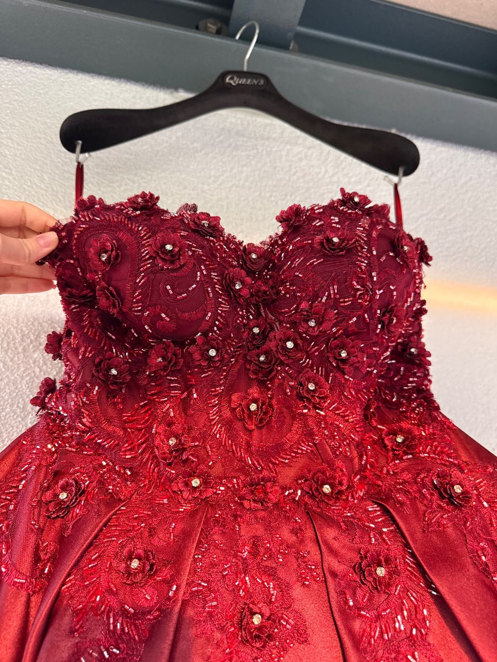 Vestiti: BORDEAUX HENNAKLEID MIT SCHLEIER – Usato da GATTIKON venduto da supercakesm 3