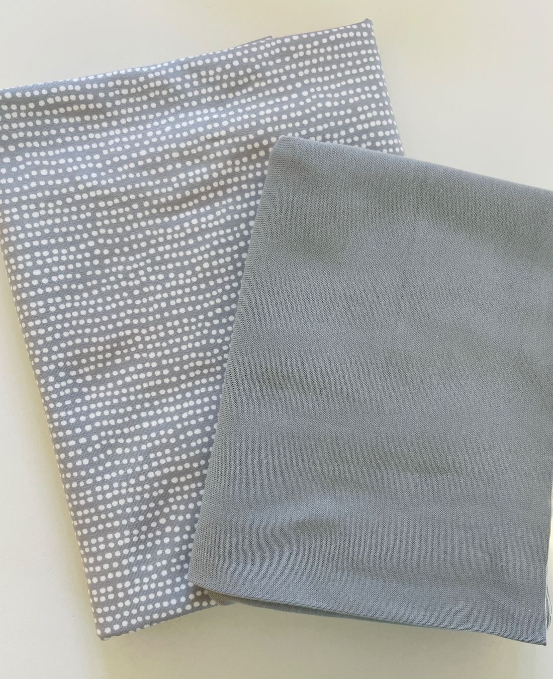 Tessuti: Grosses Stoffpaket / NEU / Jersey + Bündchen – Nuovo (secondo la descrizione) da Silvaplana venduto da Lotzis 4