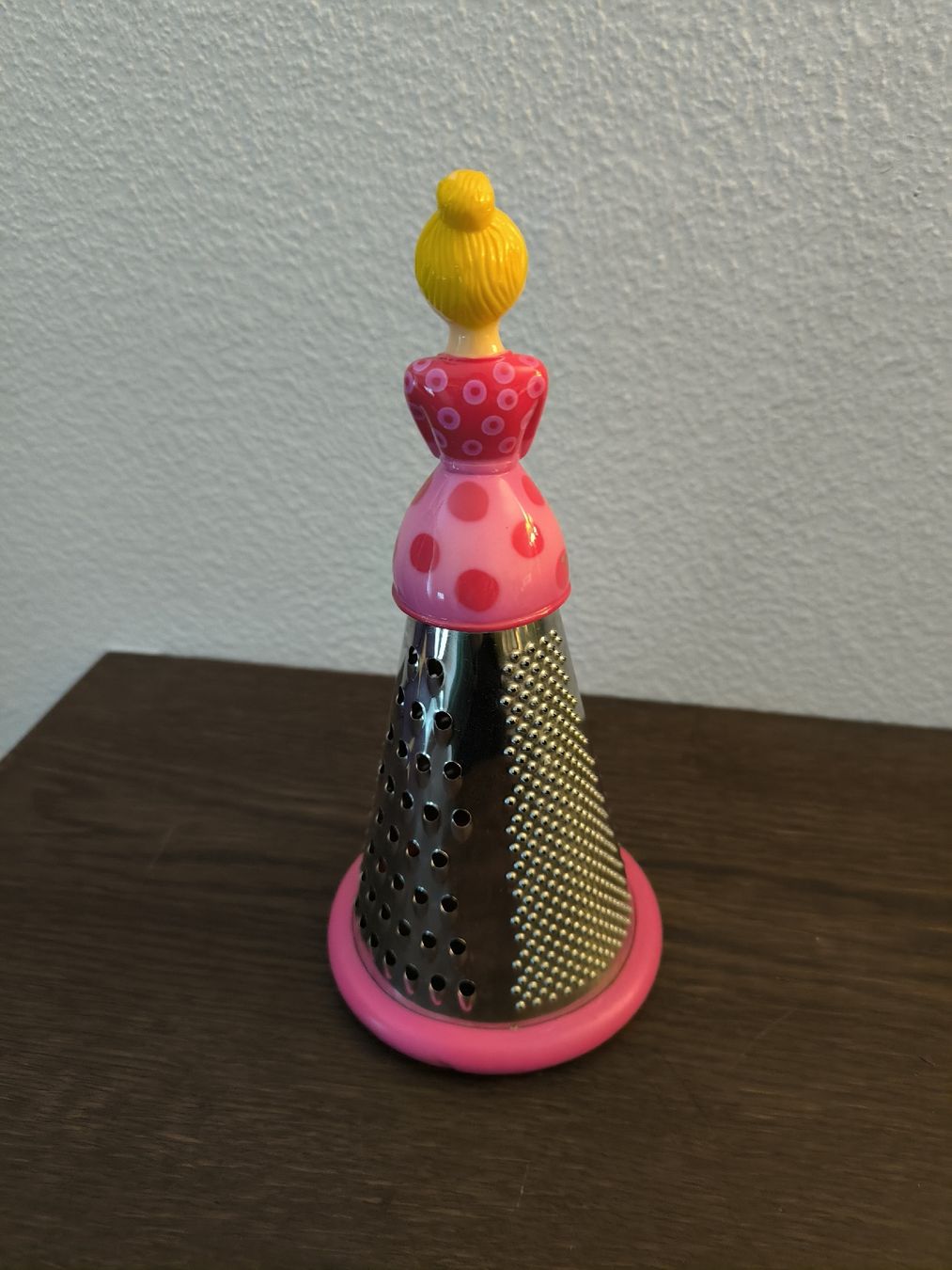 Pylones Statuette: Pylones Grosse Reibe - Ma Dame – Usato da Kloten venduto da Olivenbaum2017 1