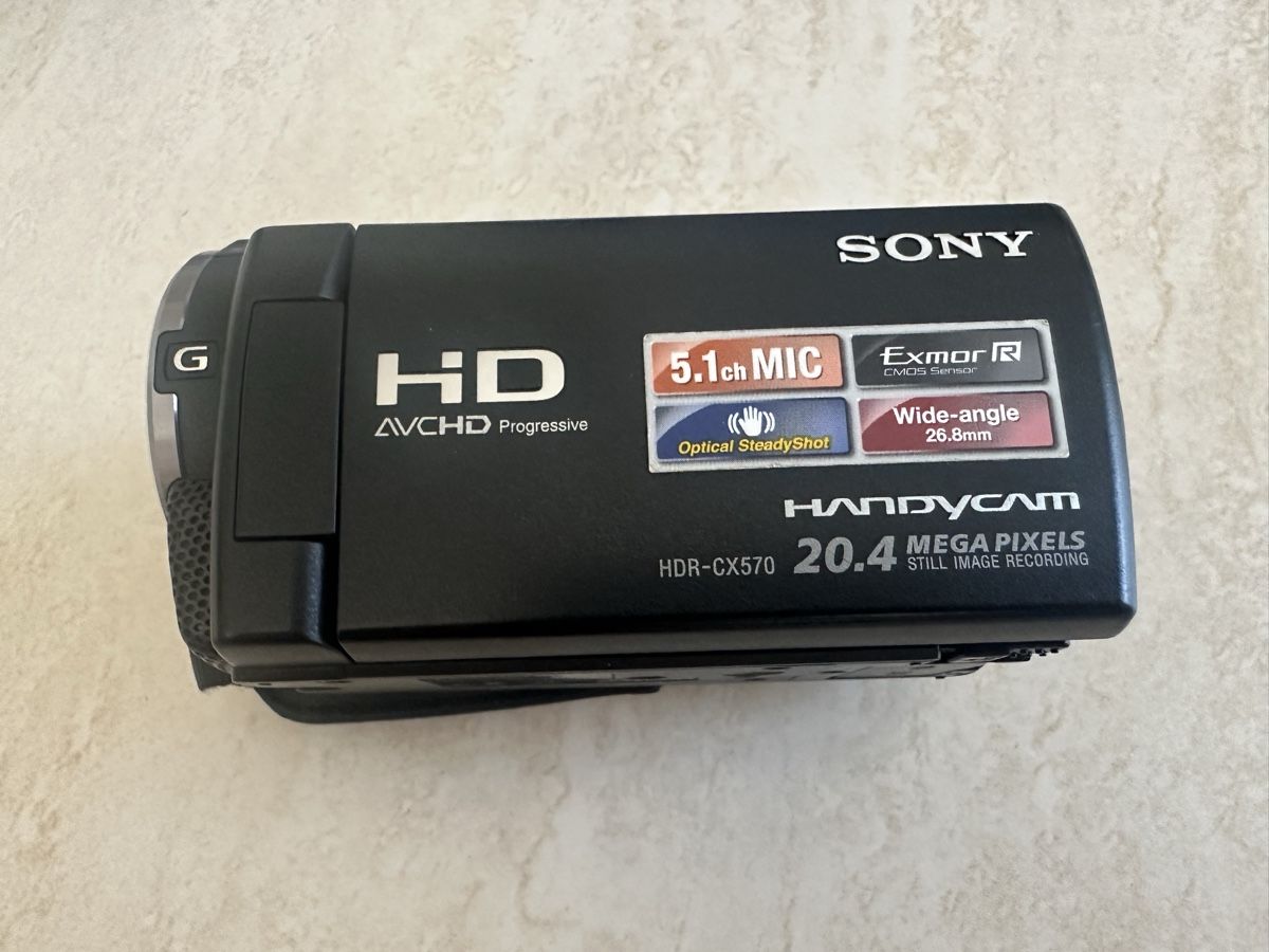 Sony Videocamere: Sony Handycam HDR-CX570 – Usato da Ponte Capriasca venduto da michesa 1
