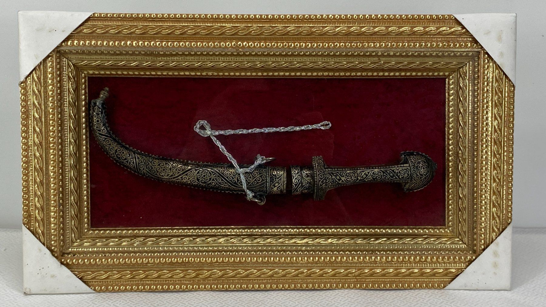 Posate: Dekorativer Dolch Prunkrahmen Orient Messer Kunst – Usato da Volketswil venduto da Artivo 8