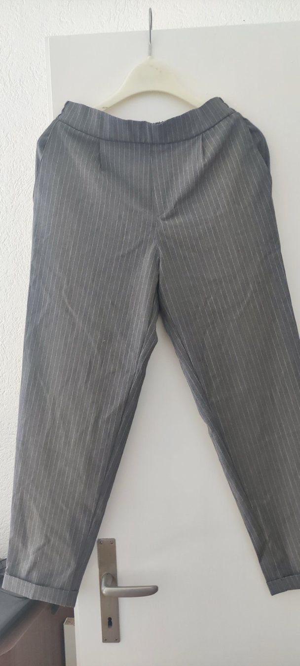 Pantalons: Hose pull & bear – Neuf (Voir description) à Rüti ZH par Happynong