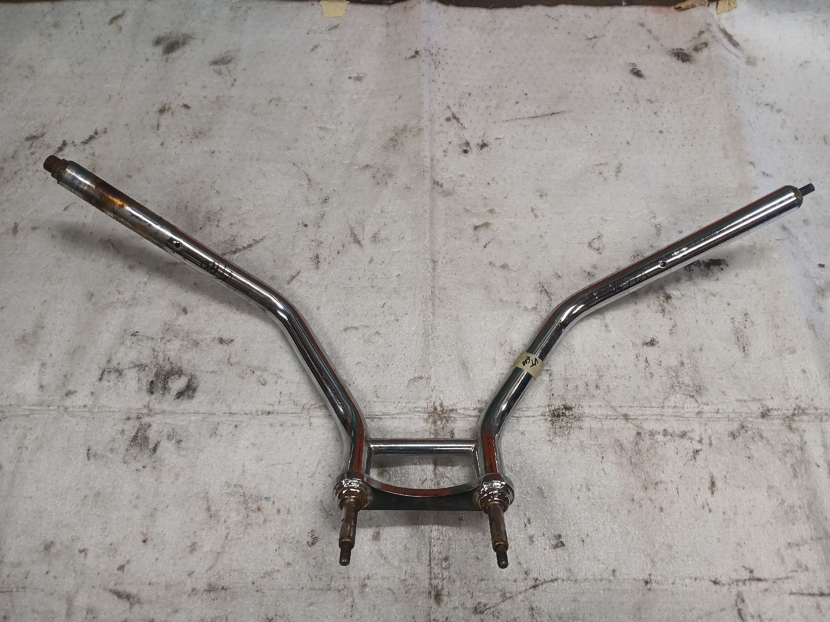 Honda Tutti i ricambio per moto: Honda VT 600 guidon lenker – Usato da Fey venduto da lobanovski1 1