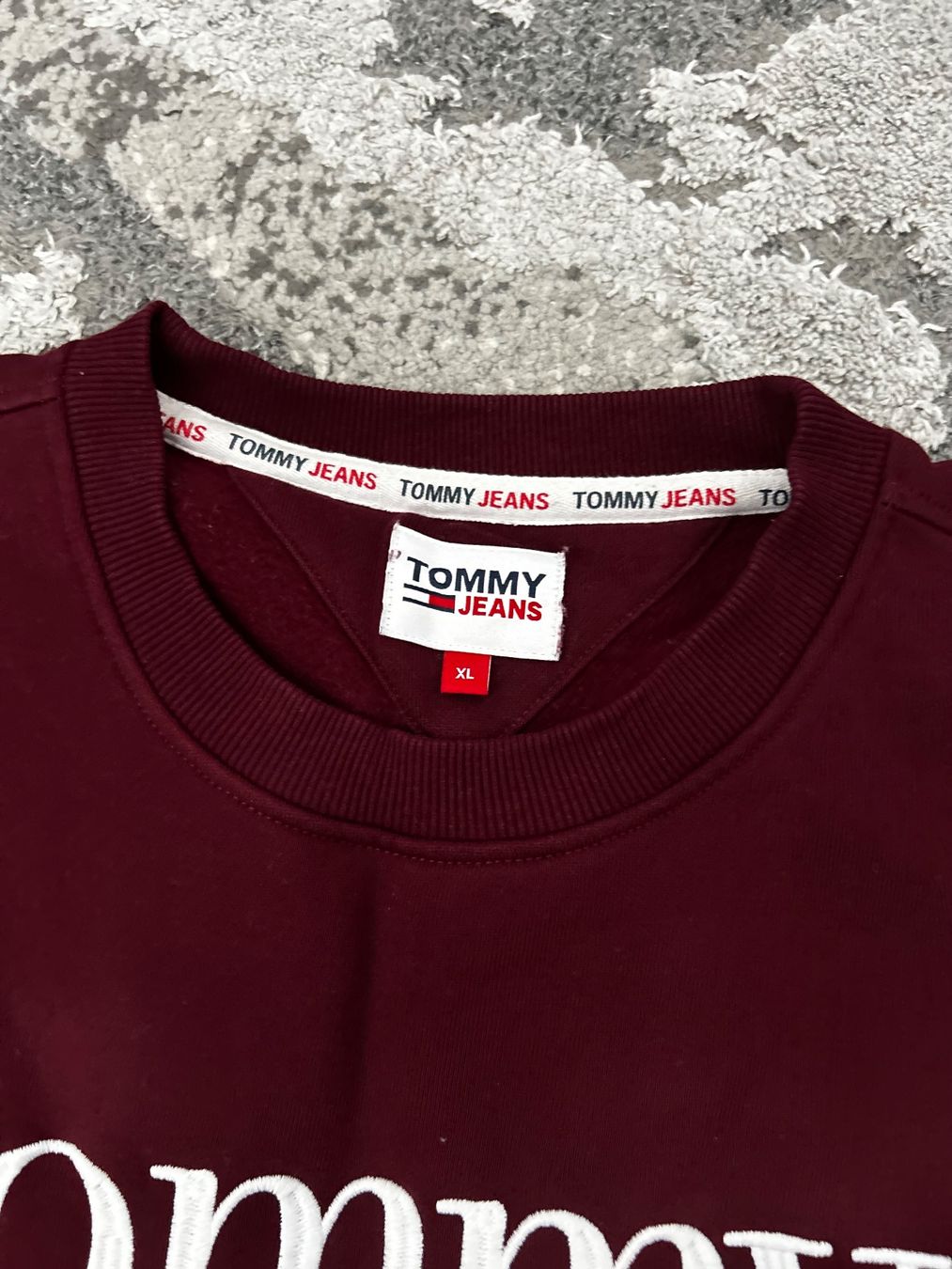 Tommy Hilfiger Maglioni & Felpe: Tommy Hilfiger Crewneck Pullover XL – Nuovo (secondo la descrizione) da Zürich venduto da ger_wp6z 1